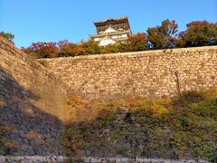 私は昔、この大阪城に入城した事あるので今回はすぐ天守閣のてっぺんに行っただけでしたが、城内は博物館になっており混雑もしていたので初めて行く人はもっと時間に余裕を持った予定の方がいいと思います。