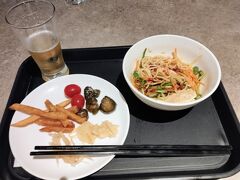 空港着いてプライオリティ・パスで朝食第二弾。

さて、いざバンコクへ！