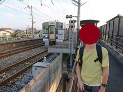  普通列車に乗車し久々原駅で下車しました。