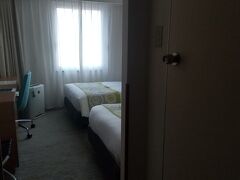 札幌のホテルは「ANAホリデイ・イン札幌すすきの」。