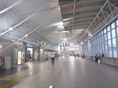 三沢航空科学館は閉館時間ぎりぎりまで居てからの移動。ホテルがある八戸駅へ移動した。