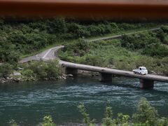 再び沈下橋