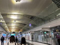 スワンナプーム国際空港に到着((o(^∇^)o))