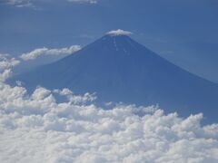 16時頃、羽田空港出発。
そして、恒例の富士山をパシャ。