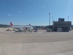 チューリッヒ国際空港 (ZRH)