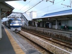 時間があるので、適当に来た列車を撮影しておきます。
その後継も、いつの日か貴重になる日が来ますからね。