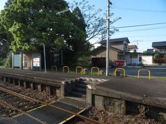 2023.04.30　佐世保ゆき普通列車車内
転換前からある駅は立派な配線の駅が多い。