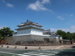 駿府城の巽櫓が見えてきました。