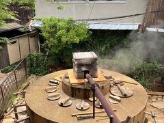 この日は平日で、いつも混み合う有馬温泉・界隈を～ゆったりと散策できました。