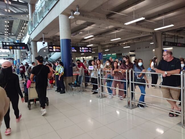 出発ゲートまで戻ります。