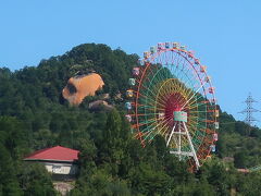 観覧車があるのは『恵那峡ワンダーランド』
以前の「恵那峡ランド」は２０００年に閉鎖。
２００２年に『恵那峡ワンダーランド』としてリニューアル
オープンしています。

「恵那峡ランド」の時には恵那峡の上空をロープウェイが
通っていたそうです。それにも乗ってみたかったな。
「恵那峡ランド」の閉鎖とともにロープウェイも休止されました。