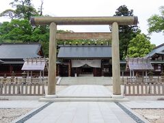 元伊勢籠神社。もといせこのじんじゃ、と読みます。