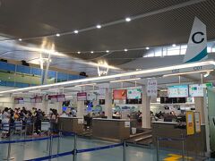 プーケット国際空港 (HKT)