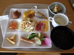 久米島３日目です。
イーフビーチホテルの朝食です。
