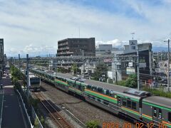 九月に入っても猛暑日が続きます。

入道雲に隠れる富士