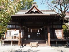 熊本大神宮は、すぐ近くにある熊本城稲荷神社の華やかさとは違い、少し地味な佇まいでした。
