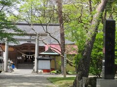 公園内には八幡神社もありました。