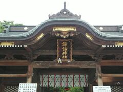 新発田駅から歩いて5分くらいにある諏訪神社

諏訪神社の石鳥居は大倉喜八郎氏の寄贈です

