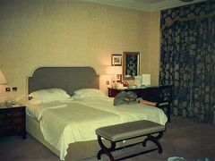 ジュネーブからフランクフルト、マンハイム経由でロンドンのグロブナーハウス。今回最も高級なホテルであった。