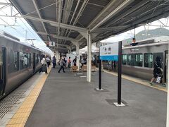 糸崎13時40分着。
いよいよラストスパートとなる後続列車が糸崎始発なので、私はここで乗りかえました。糸崎13時53分発の岩国ゆきです。
