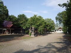 市民のスピリットの要となる砂川神社。1891年創建です。
ここから、砂川市街発のバスに乗って、歌志内市を目指します。