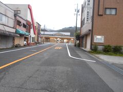 尾鷲駅前