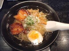 小樽のラーメン屋さん渡海家でラーメンの昼食