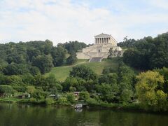 ギリシャのパルテノン神殿を模して建てられたというヴァルハラ神殿。