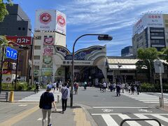 銀柳街を通ります