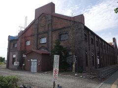 北海道炭礦鉄道岩見沢製作所(1899年築)
北海道最初の鉄道を運営した北炭の車両工場/工機部の一棟。
手宮(小樽)工場が手狭になったために、終点寄りの岩見沢に建設。
