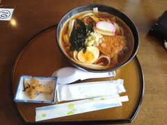 　お腹が空いたので、鳥居平で昼飯にしました。
　その中で笛吹市の名物であるラーほーにしました。ラーほーは山梨県の郷土料理「ほうとう」をもっと気軽にもっと多くの観光客の皆様、市民の皆様に食べてもらいたいという思いから誕生したラーメンとほうとうを合わせた料理です。
　ほうとうを別の視点で楽しめました!