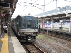 地元の高槻駅から大混雑の新快速に乗車。
終点の敦賀駅に到着しました。