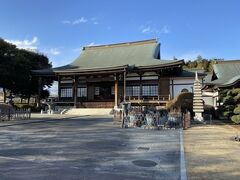 まずは国宝のある正福寺にやってきました。こちらは本堂。