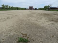 レンタサイクルで平城宮跡歴史公園を巡る。
平城宮跡は広大な敷地に資料館が点在しているので（全て無料）、くまなく巡るには自転車が便利。