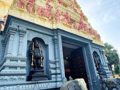 スリ センパガ ヴィナヤガー寺院