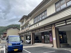 宿に到着。

ここまで来る間に コンビニは一軒もなかった。