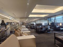 サクッとラウンジへ