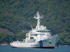 資料館の隣、金ヶ崎緑地から、海上保安庁の巡視船えちぜん(３代目)が見えました。
https://www.kaiho.mlit.go.jp/08kanku/vessel/echizen.html
