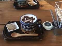 入船山記念館隣のcafe the bricks～呉のラテアート