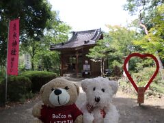 その曽木の滝公園の敷地内にひっそり佇んでいる清水神社。
食堂や遊具広場に近い場所にあります。