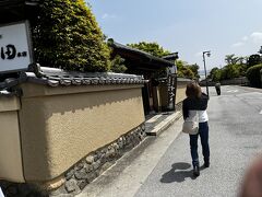 上賀茂神社の神職の住む社家町へ。