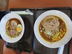 １３時を過ぎていたので、昼食タイム。
奥さんは普通のラーメン。自分は味噌ラーメン。朝食を食べ過ぎたので、ラーメン１杯で十分。
さて、今日の宿を目指して再スタートだ。
