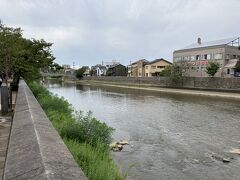 そこからみる浅野川。