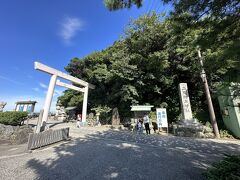 大満足の食事を終えて、今日の目的地「二見輿玉神社」へ