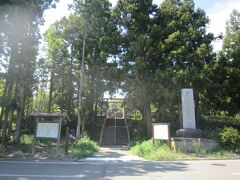 ６６居多神社
正面入口、五智歴史の里会館を左側に出て直ぐです。