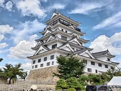 駅前にある「福山城」
すばらしい☆