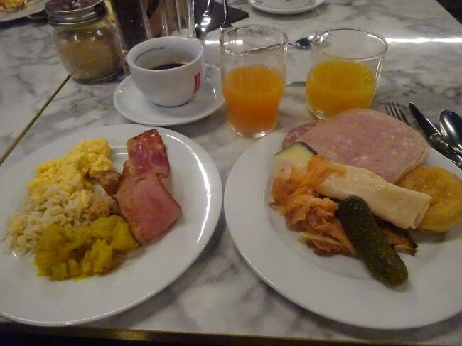 朝食(ビュッフェ形式）