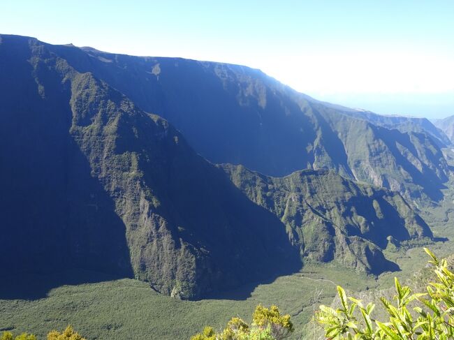 ランパール渓谷（中央は火口の跡）