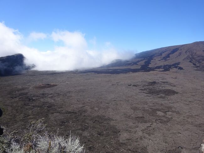 パ・ドゥ・ベルコンブに戻ってきました。少しづつ、雲が出てきました。午後には雲が出ることが多いです。