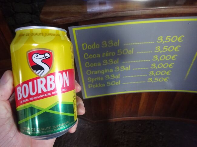 地ビール（ドド・ビール）３．５ユーロを戴きました。（歩いた後の一杯は格別でした。）